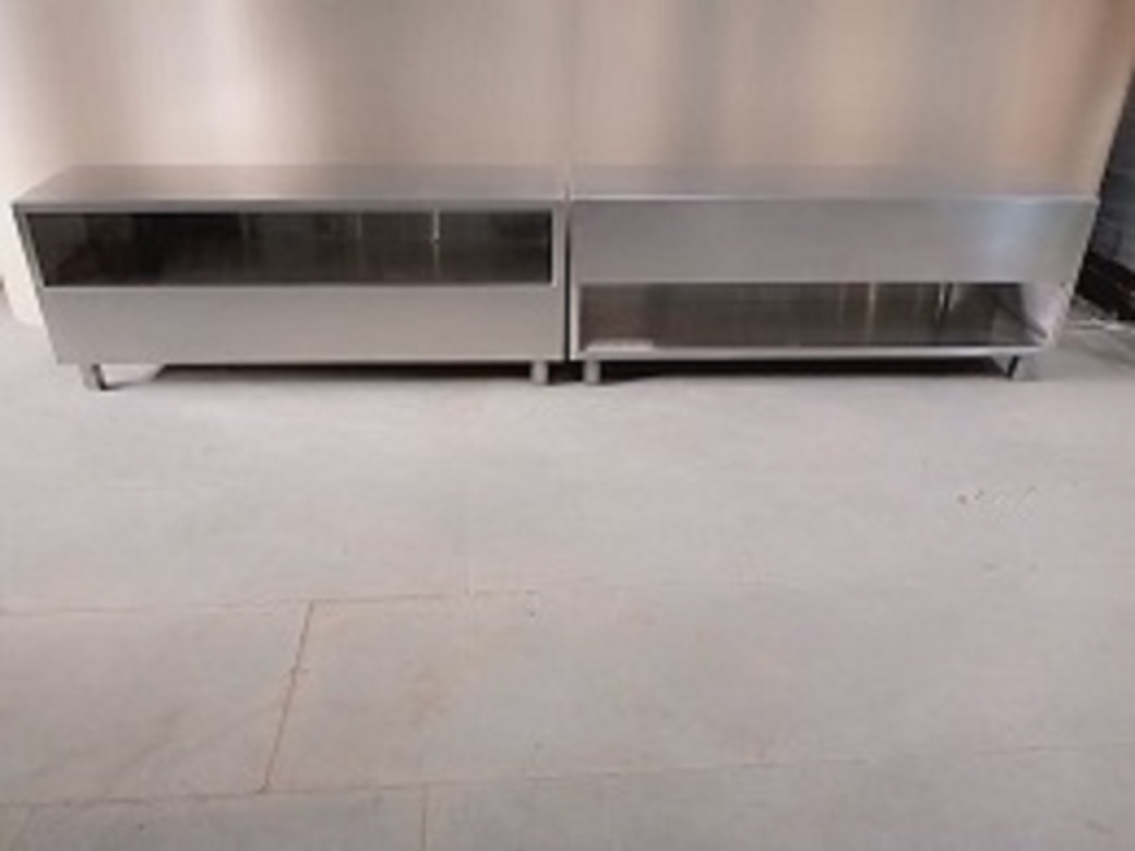 stainless-steel-cross-over-bench